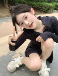 璐璐 156cm Ccup 19歲 44kg 新妹登場 幼齒學生妹 乳香世家 白皙咕溜的肌膚觸感白泡泡